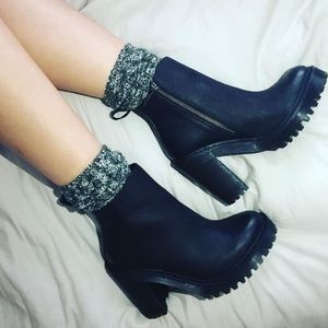 Dr M. Magdalena boots so cute!!!